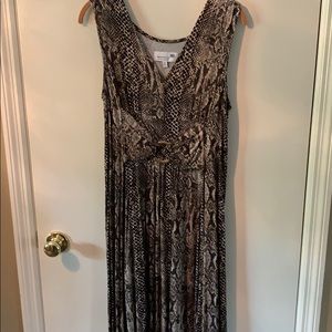 Women’s maxi dress